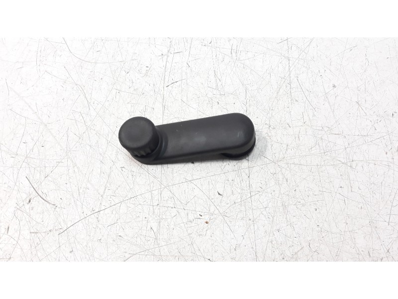 Recambio de maneta elevalunas trasera izquierda para renault clio iv 1.5 dci diesel fap referencia OEM IAM 8200673745  