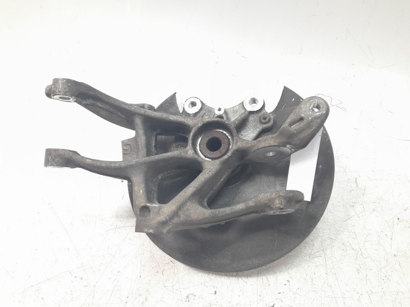 Recambio de mangueta trasera izquierda para peugeot 508 sw gt line referencia OEM IAM 517654  