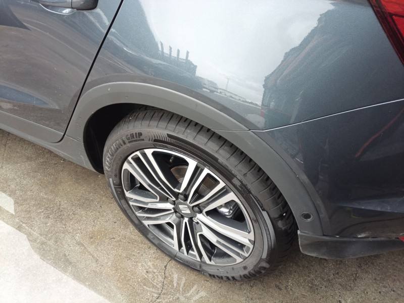 Recambio de aletin trasero izquierdo para seat arona fr referencia OEM IAM   