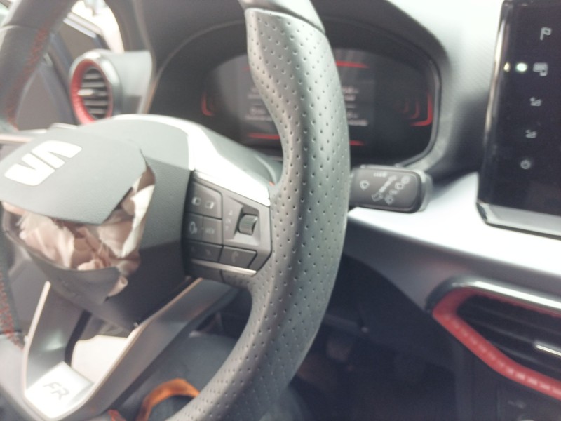 Recambio de columna direccion para seat arona fr referencia OEM IAM   