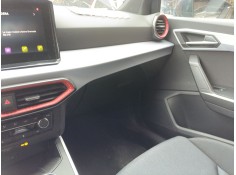 Recambio de guantera para seat arona fr referencia OEM IAM 6F1857095AE82V   2
