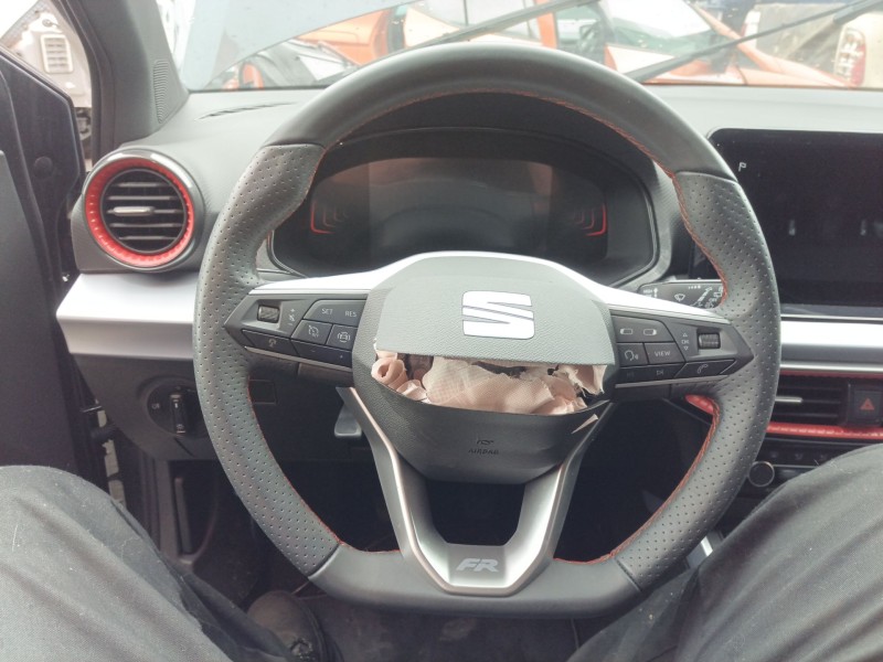 Recambio de volante para seat arona fr referencia OEM IAM   
