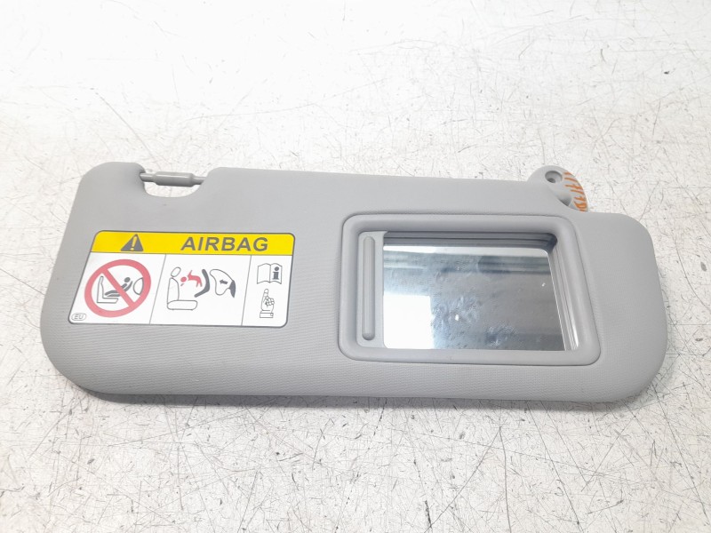 Recambio de parasol derecho para toyota rav4 hybrid 4x2 advance referencia OEM IAM 7431042661B0  