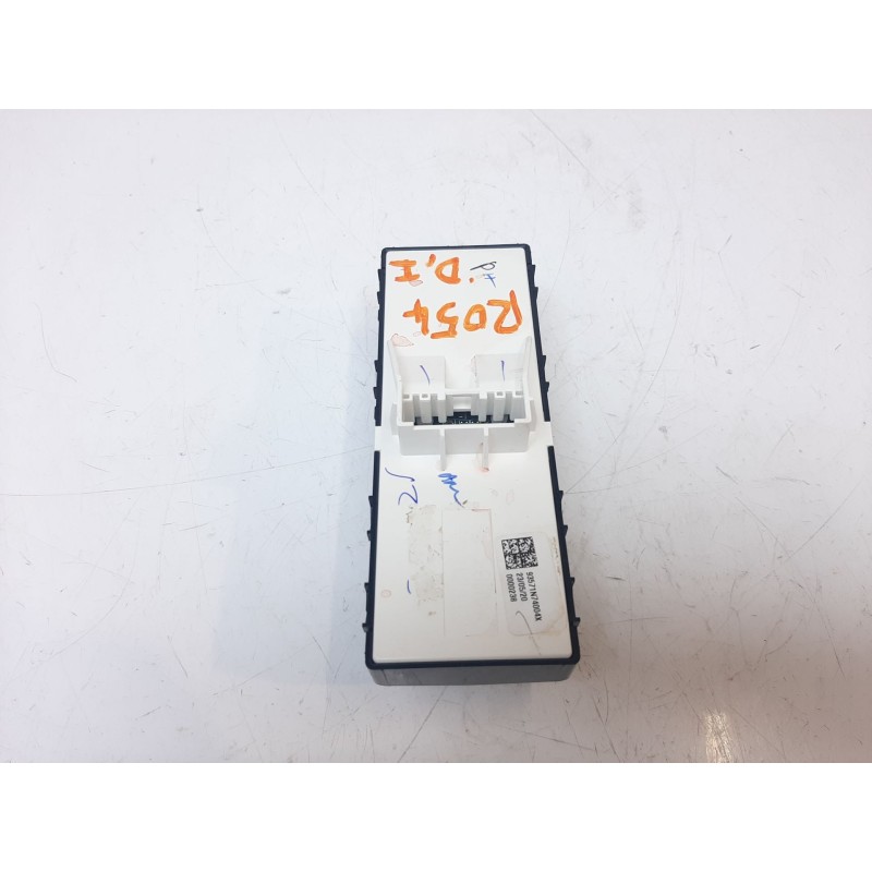 Recambio de mando elevalunas delantero izquierdo para hyundai tucson (nx4e, nx4a) 1.6 t-gdi hybrid referencia OEM IAM 93571N7400