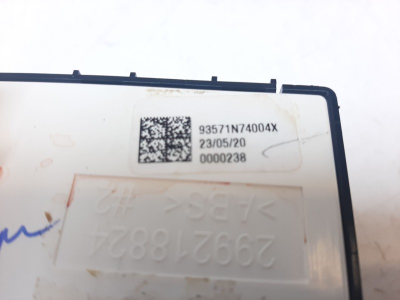 Recambio de mando elevalunas delantero izquierdo para hyundai tucson (nx4e, nx4a) 1.6 t-gdi hybrid referencia OEM IAM 93571N7400