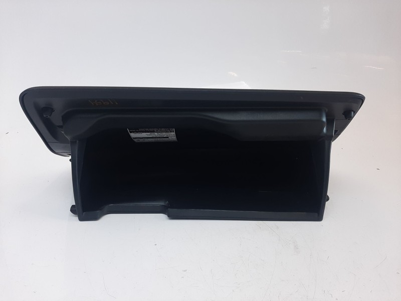 Recambio de guantera para toyota yaris hybrid feel referencia OEM IAM 555500D151  