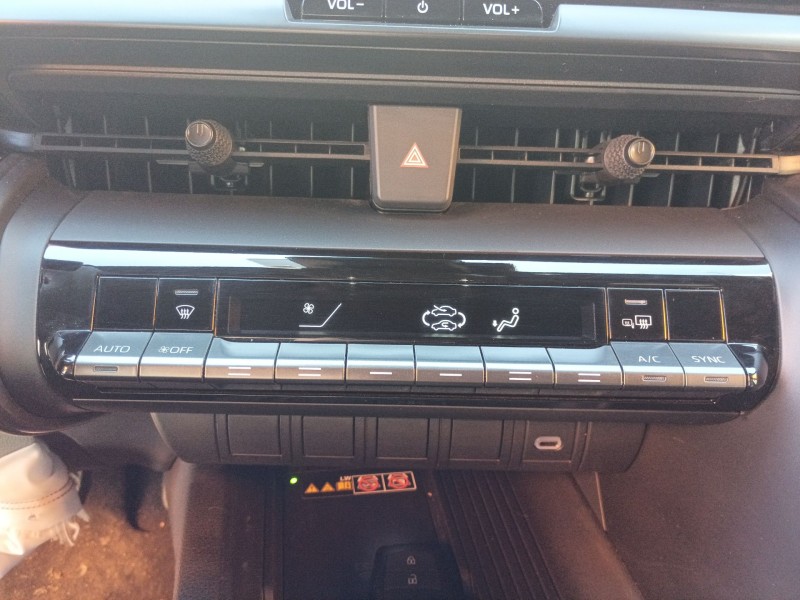 Recambio de mando climatizador para toyota c-hr (_x1_) 2.0 hybrid (maxh10) referencia OEM IAM   