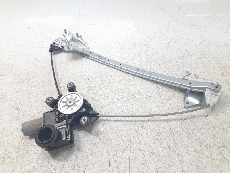 Recambio de elevalunas delantero derecho para toyota rav4 hybrid 4x2 advance referencia OEM IAM 6980142070  