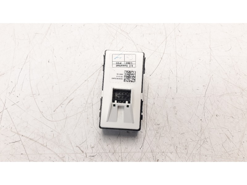 Recambio de mando elevalunas delantero derecho para hyundai tucson referencia OEM IAM 93581N70504X  