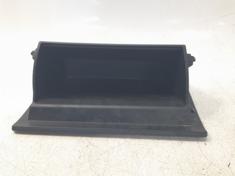 Recambio de guantera para toyota rav4 hybrid 4x2 advance referencia OEM IAM 5555042130  