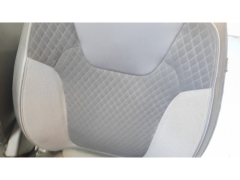 Recambio de juego asientos completo para opel grandland x 1.2 referencia OEM IAM YP001442YX  