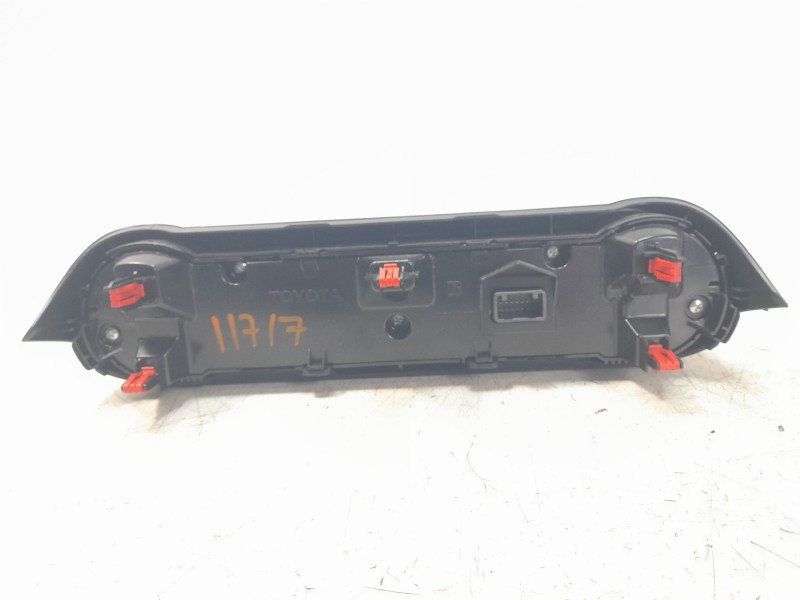 Recambio de mando climatizador para toyota rav4 hybrid 4x2 advance referencia OEM IAM 5590042610  