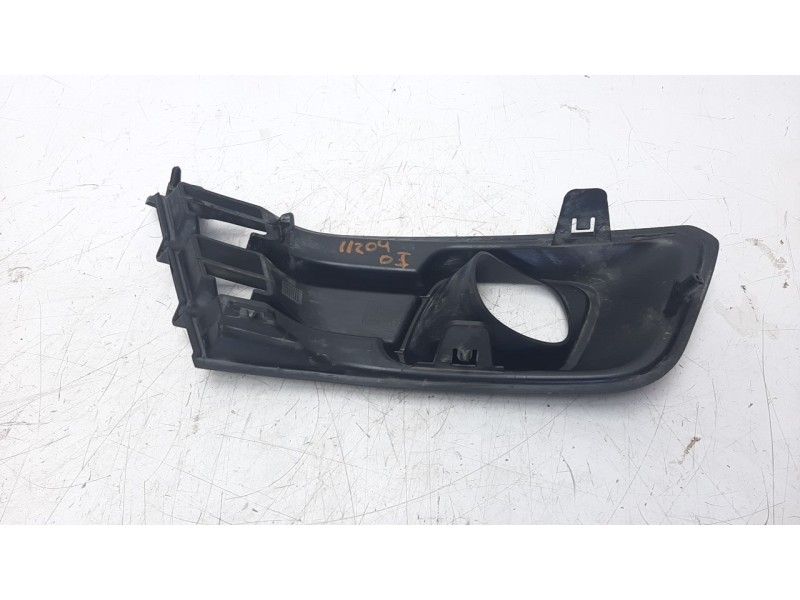 Recambio de rejilla paragolpes izquierda para renault captur 1.5 dci diesel fap referencia OEM IAM 261A39427R  