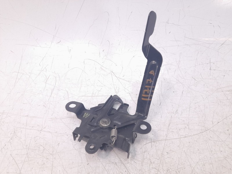 Recambio de cerradura capo para toyota rav4 hybrid 4x2 advance referencia OEM IAM 5351042130  