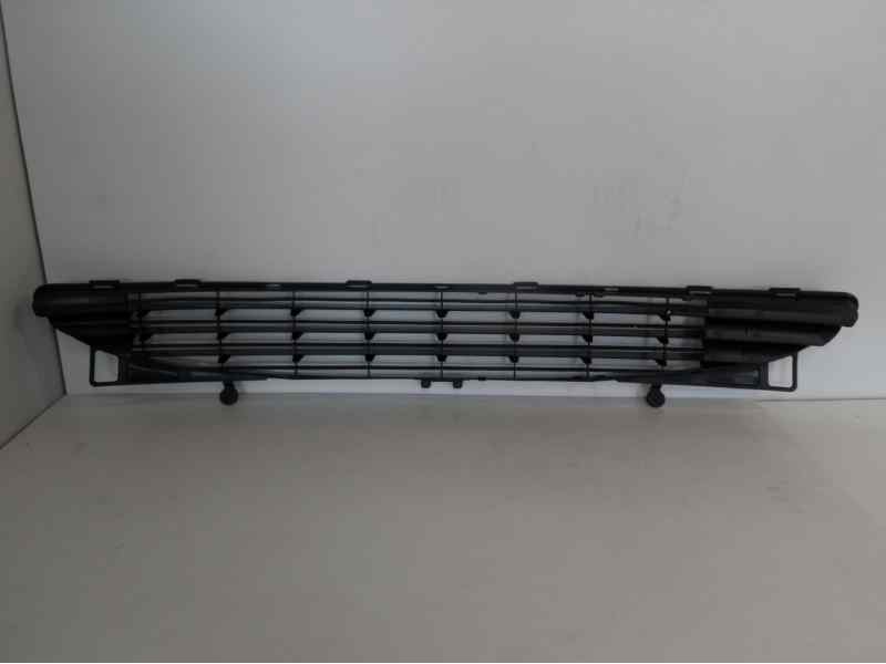 Recambio de rejilla paragolpes central para peugeot 307 (s1) referencia OEM IAM 7414W6 107172306 PG4202120