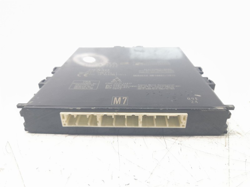 Recambio de modulo electronico para toyota rav4 hybrid 4x2 advance referencia OEM IAM 8999042370 2336007480 
