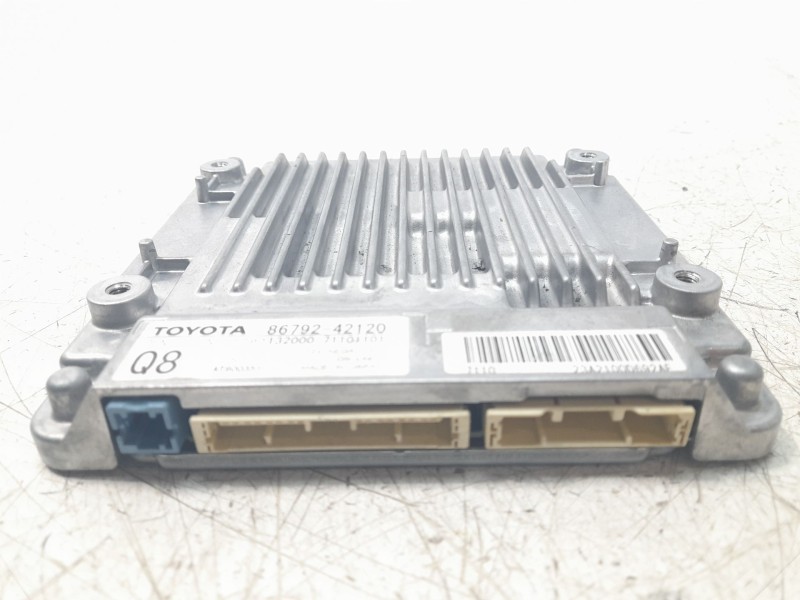 Recambio de modulo electronico para toyota rav4 hybrid 4x2 advance referencia OEM IAM 8679242120  