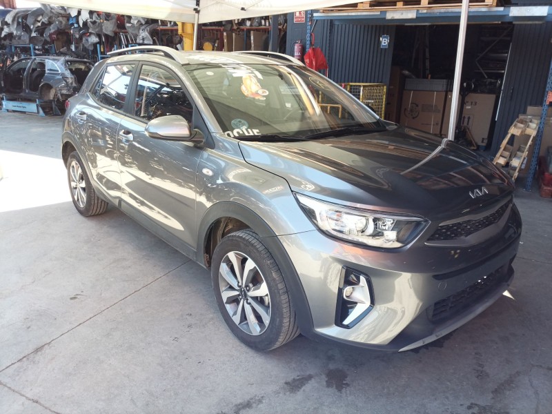 kia stonic (ybcuv) del año 2023