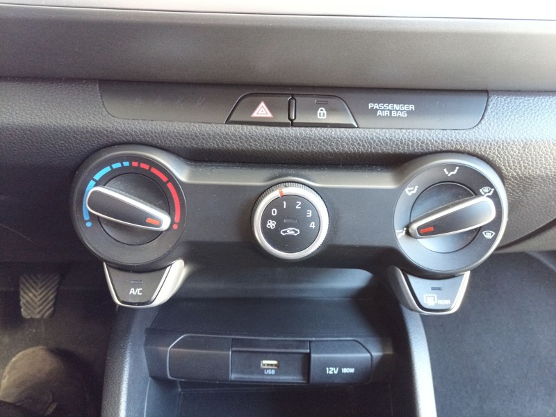 Recambio de mando calefaccion / aire acondicionado para kia stonic (ybcuv) concept referencia OEM IAM   