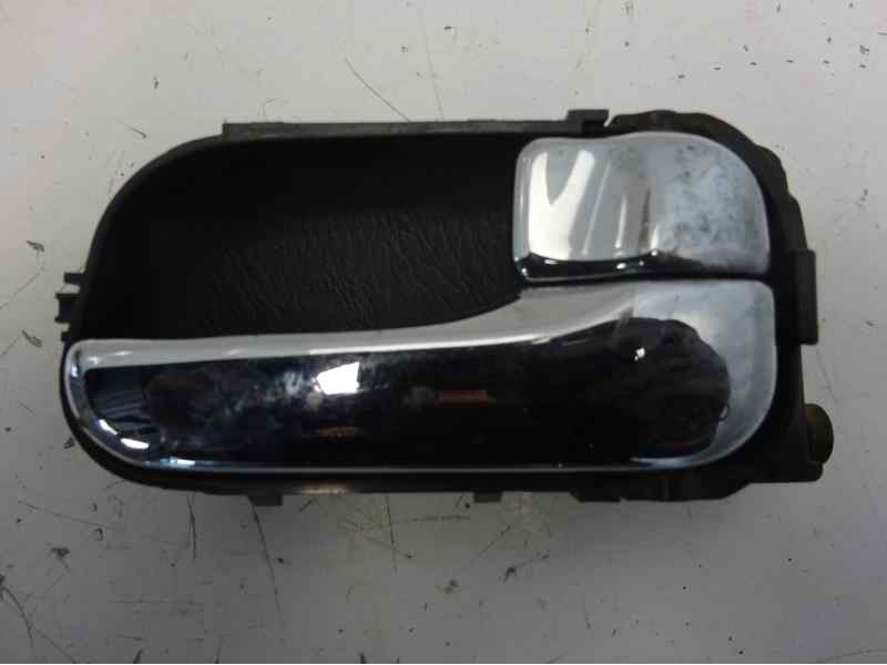 Recambio de maneta interior trasera derecha para nissan primera berlina (p11) gx referencia OEM IAM   