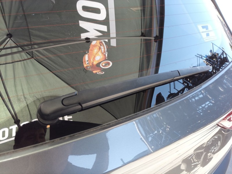 Recambio de brazo limpia trasero para kia stonic (ybcuv) concept referencia OEM IAM   