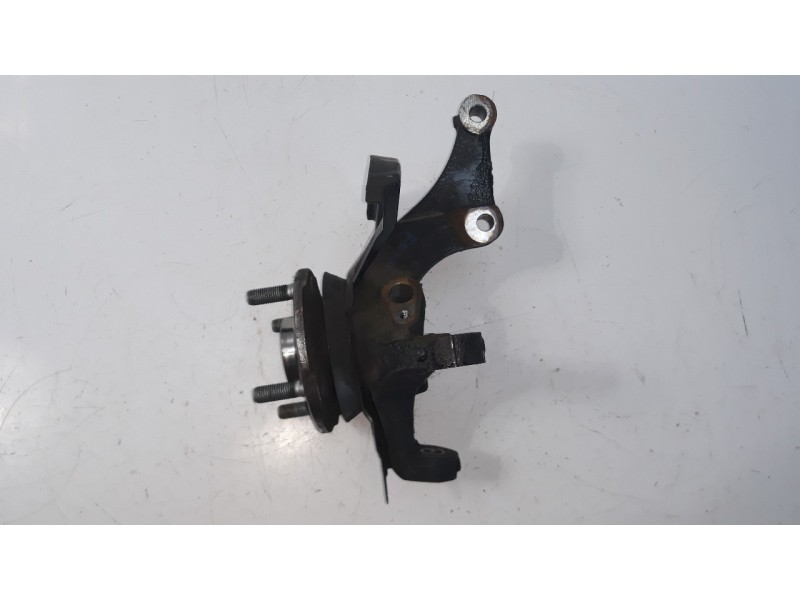 Recambio de mangueta delantera izquierda para hyundai i20 1.2 16v cat referencia OEM IAM 51715C8000  