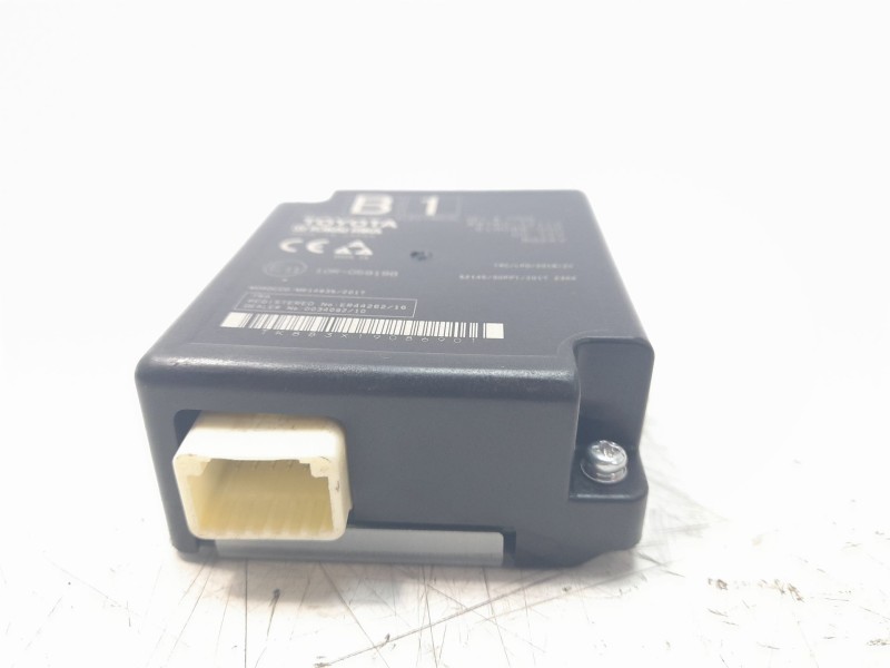 Recambio de modulo electronico para toyota rav4 hybrid 4x2 advance referencia OEM IAM 897B042110  61G088000