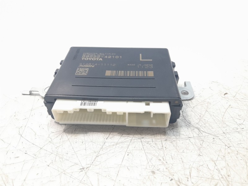 Recambio de modulo electronico para toyota rav4 hybrid 4x2 advance referencia OEM IAM 8922242101  41481411112