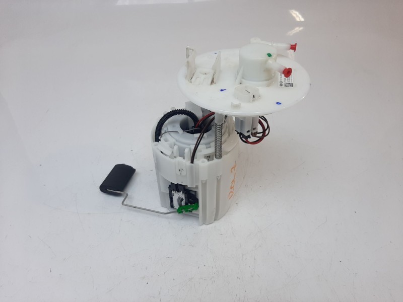 Recambio de bomba combustible para kia stonic (ybcuv) concept referencia OEM IAM 31110H8300 31110H8300 