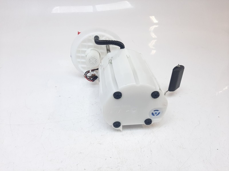 Recambio de bomba combustible para kia stonic (ybcuv) concept referencia OEM IAM 31110H8300 31110H8300 