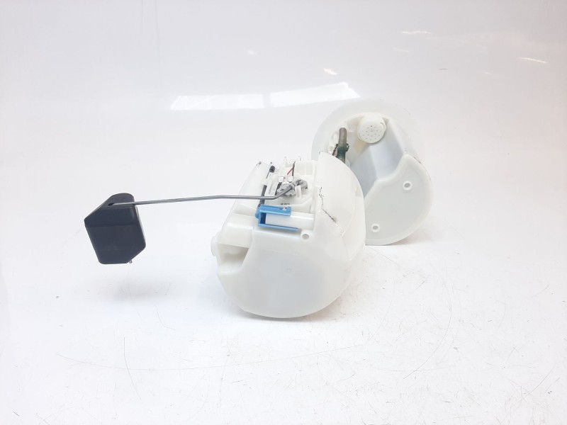 Recambio de bomba combustible para toyota yaris hybrid feel referencia OEM IAM 7770400090 7770400090 