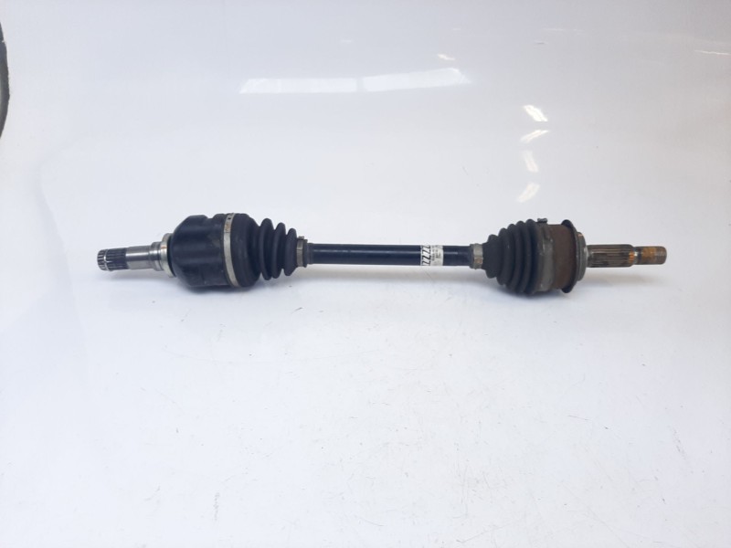 Recambio de transmision delantera izquierda para toyota yaris hybrid feel referencia OEM IAM 434200D650 434200D650 