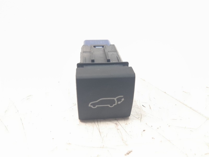 Recambio de interruptor para toyota rav4 hybrid 4x2 advance referencia OEM IAM 8496642010  