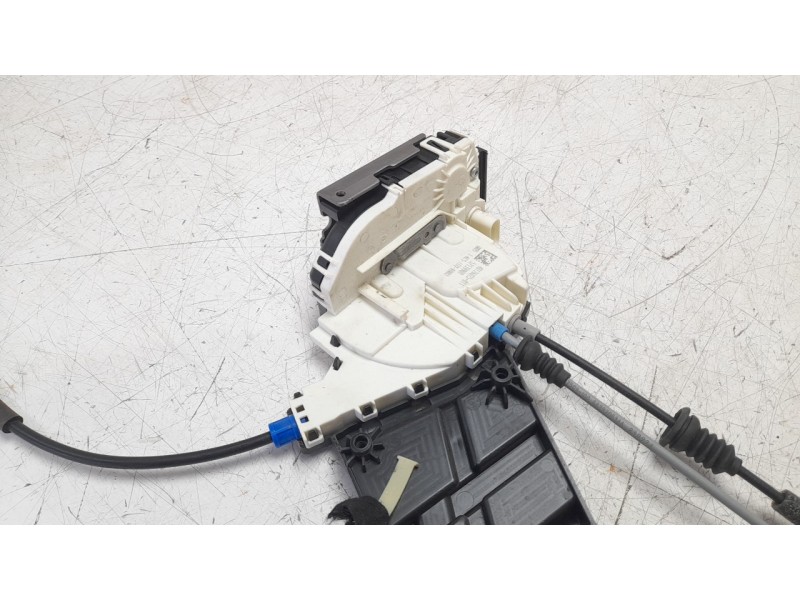 Recambio de cerradura puerta delantera derecha para jeep compass (m7) longitude fwd referencia OEM IAM P68164358AB  