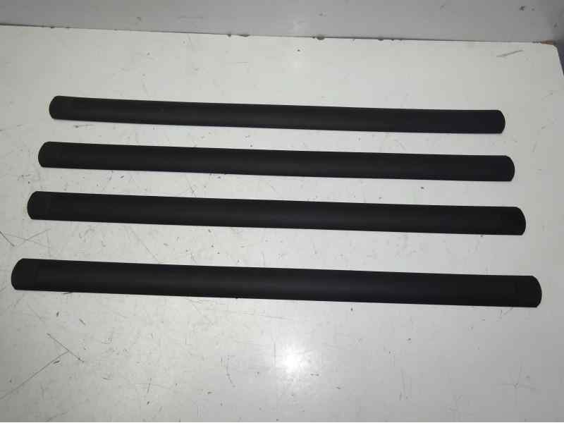 Recambio de molduras delanteras para universal universal universal referencia OEM IAM MOLDURA MOLDURA 