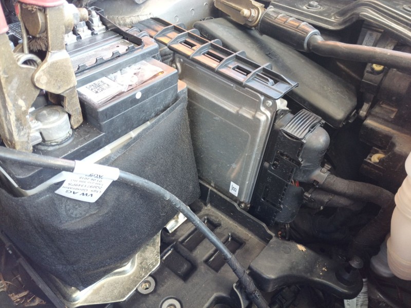 Recambio de centralita motor uce para volkswagen t-cross (c11, d31) 1.0 tsi referencia OEM IAM   