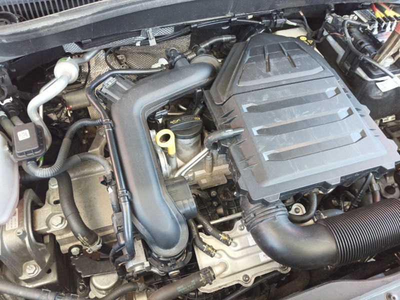 Recambio de compresor aire acondicionado para volkswagen t-cross (c11, d31) 1.0 tsi referencia OEM IAM   