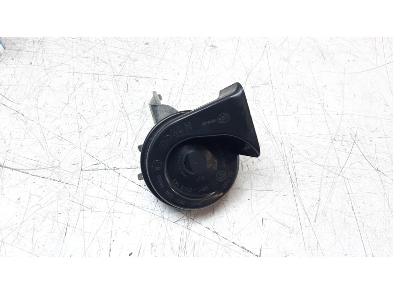 Recambio de claxon para mercedes-benz clase c (w204) berlina 2.2 cdi cat referencia OEM IAM 703881157  