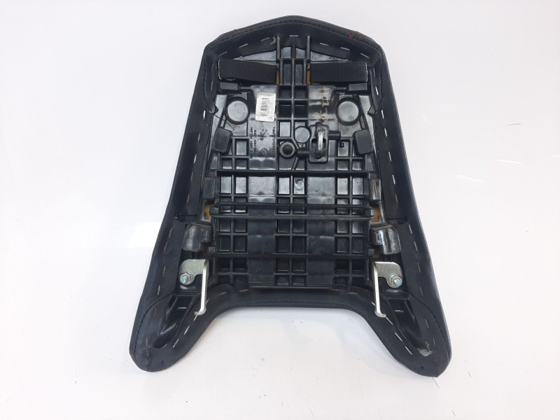 Recambio de asiento trasero para honda cbr 650r cbr 650r referencia OEM IAM 77300MKND510 77300MKND510 