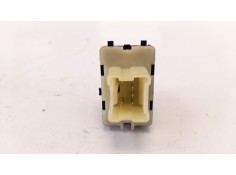 Recambio de mando elevalunas delantero izquierdo para dacia sandero sl eficacia referencia OEM IAM    2