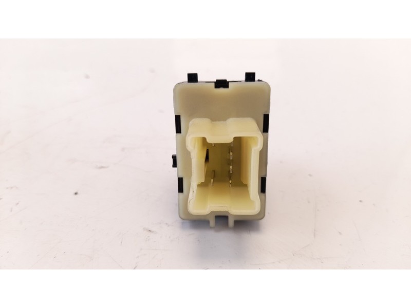 Recambio de mando elevalunas delantero izquierdo para dacia sandero sl eficacia referencia OEM IAM   