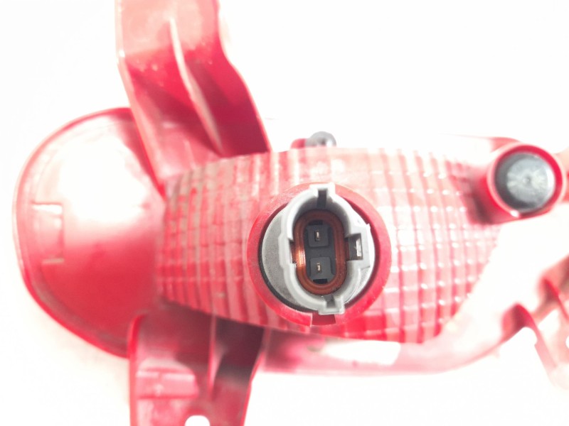 Recambio de piloto trasero derecho paragolpes para kia stonic (ybcuv) concept referencia OEM IAM 92406H8400  