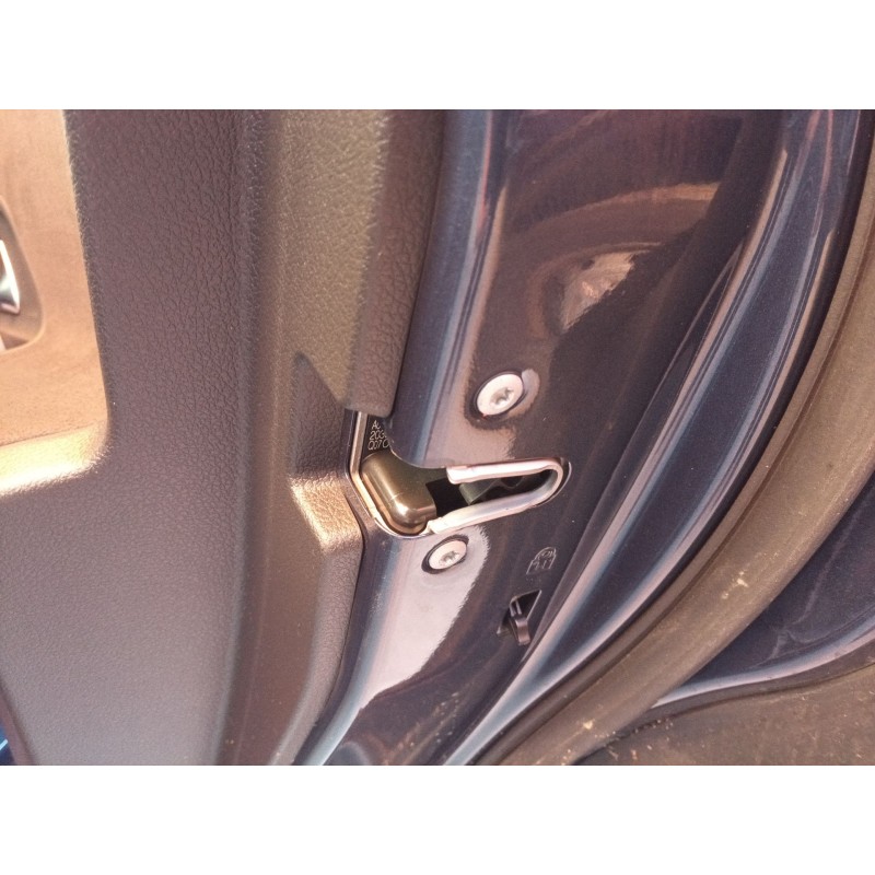 Recambio de cerradura puerta trasera derecha para mercedes-benz clase gla (bm 247) gla 200 (247.787) referencia OEM IAM   