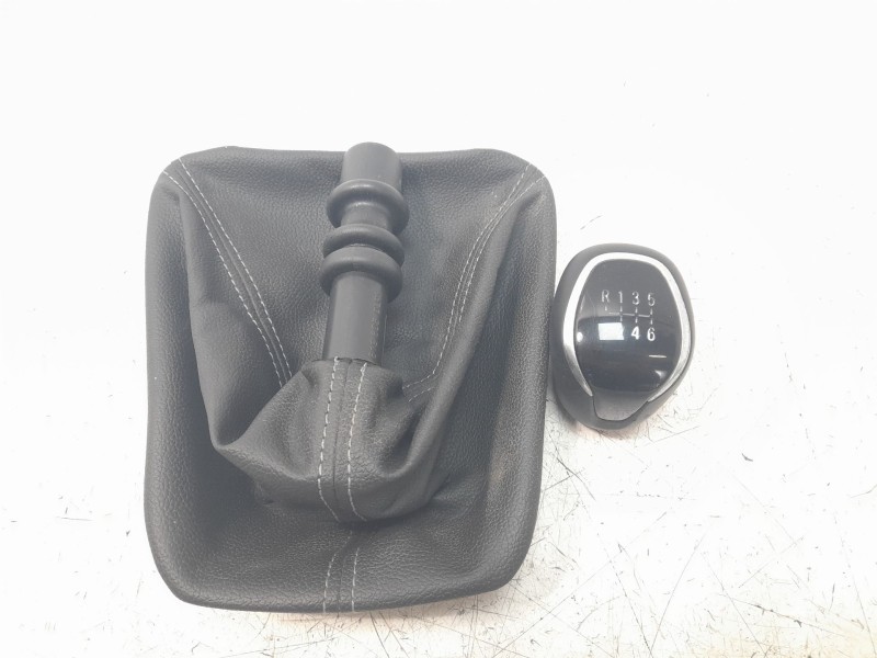 Recambio de pomo palanca cambio para opel grandland x 1.2 referencia OEM IAM 3557450  