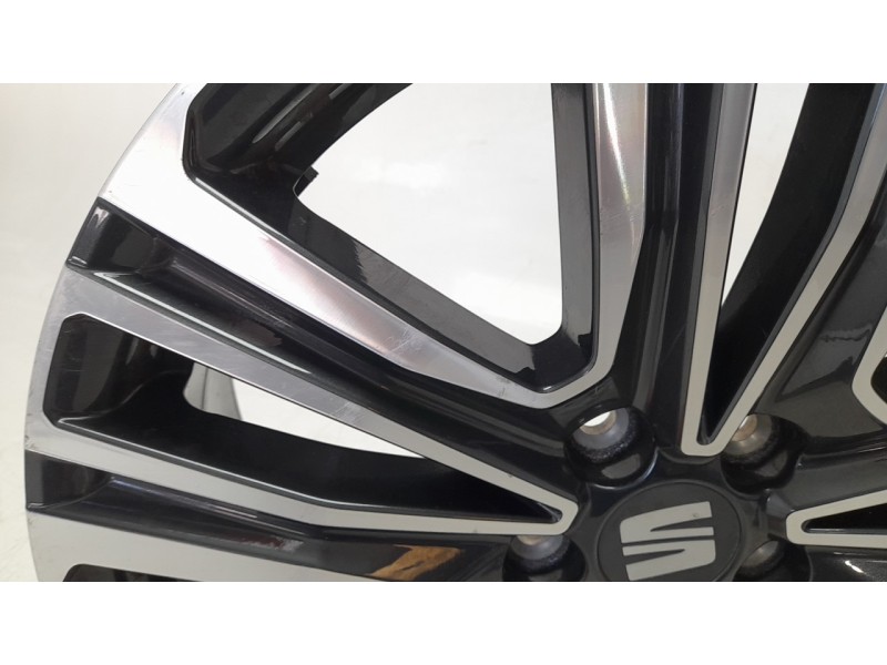 Recambio de llanta para seat arona fr referencia OEM IAM 6F9601025A  