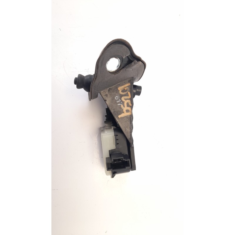 Recambio de tapa exterior combustible para mercedes-benz clase cls (w219) 320 cdi (219.322) referencia OEM IAM A2518200197  