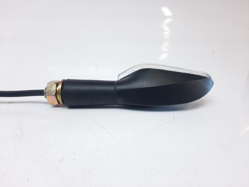 Recambio de piloto delantero derecho para zontes motorcycles zt125 zt 125-u referencia OEM IAM 117030006400  