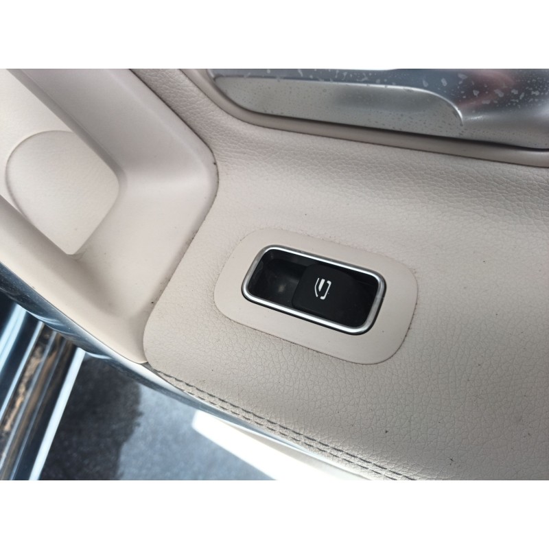 Recambio de mando elevalunas trasero derecho para mercedes-benz cla-klasse (bm 118) cla 180 (118.384) referencia OEM IAM   