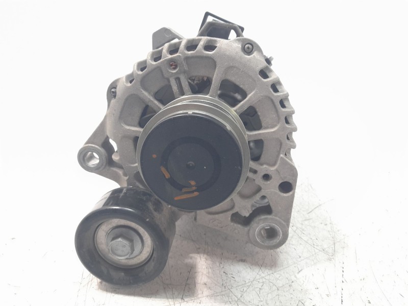 Recambio de alternador para kia stonic (ybcuv) 1.2 cat referencia OEM IAM 3730007500 ALF150124DP 