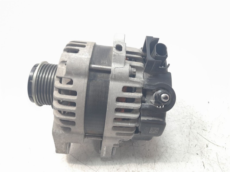 Recambio de alternador para kia stonic (ybcuv) 1.2 cat referencia OEM IAM 3730007500 ALF150124DP 
